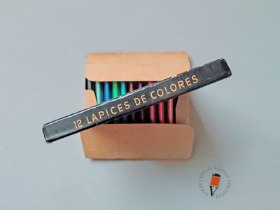 lapices de colores monolito